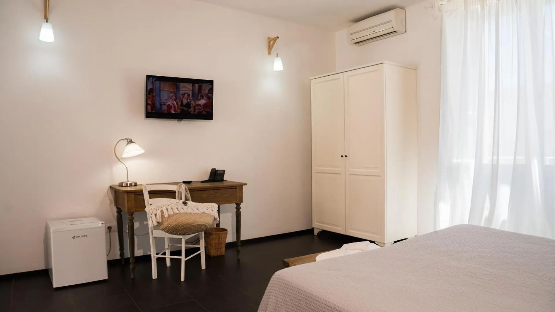 Boutique Hotel Molo S Lucia Syracuse