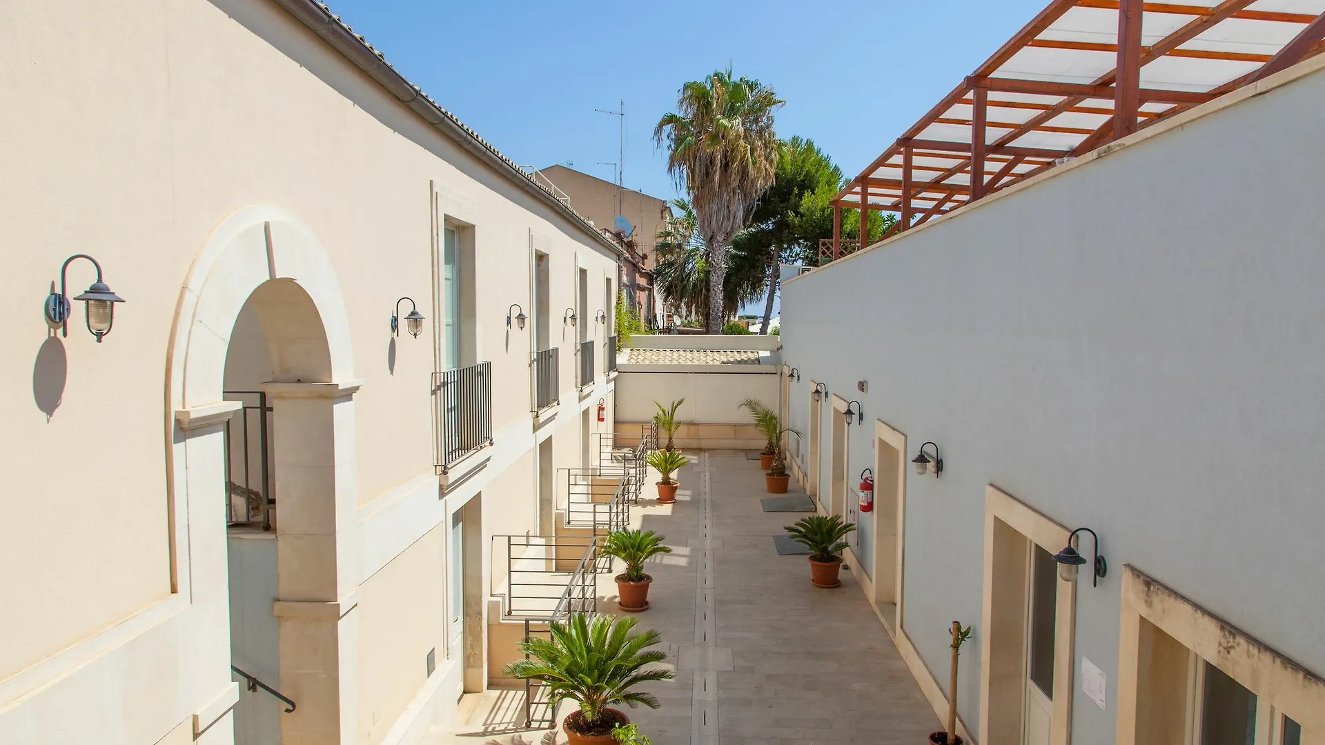 Boutique Hotel Molo S Lucia Syracuse Italy